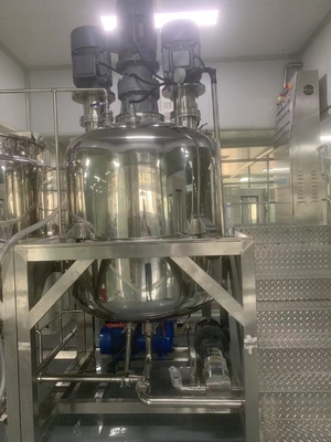Emulgator kosmetyczny 500-5000KG Zbiorniki do mieszania z systemem sterowania PLC