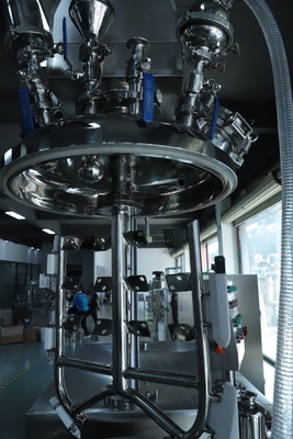 Niestandardowy mieszalnik płynów z układem próżniowym 30 kW