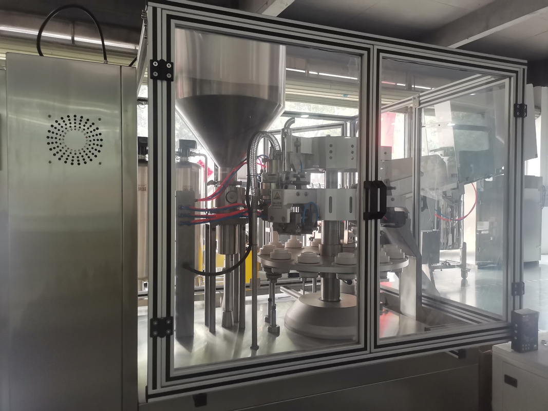20- 60 sztuk / min Maszyna do napełniania rur aluminiowych Z dokładnością ≤± 1% Wymiar 1500*1000*1800mm